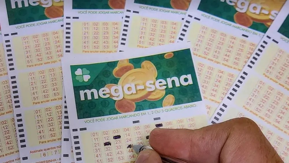 mega-sena:-oito-apostas-do-parana-acertam-a-quina-e-cada-uma-leva-r$-r$-41,8-mil