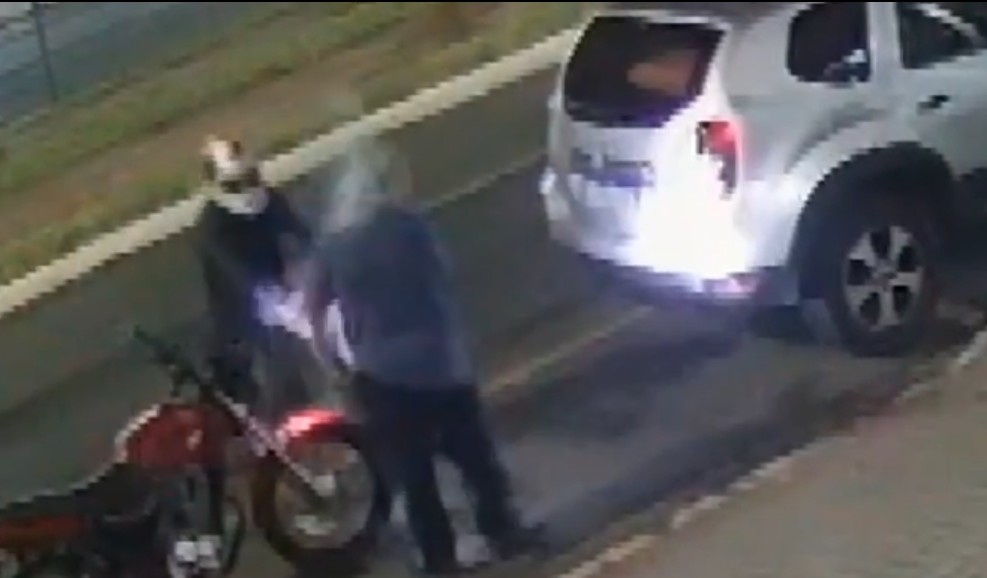 policia-prende-suspeito-de-jogar-gasolina-em-motorista